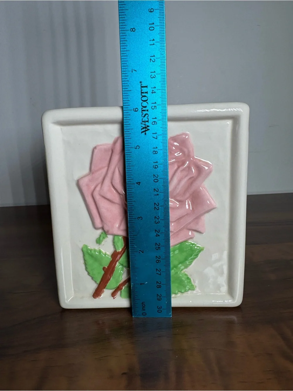 Vintage 1978 Sitter Ceramic Rose Tissue Box Cover Pink Floral